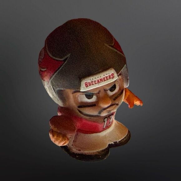 Series 7 NFL Teenymates Tampa Buccaneers Mike Evans #14 NFL Figure A7 - Picture 1 of 5